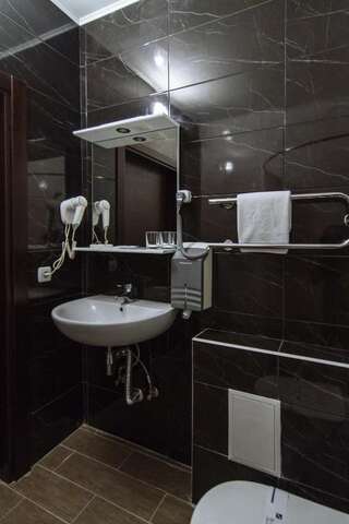 Отель Congress Hotel Verhovina Киев Стандартный двухместный номер с 1 кроватью-12